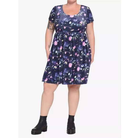 Hot Topic Galaxy Velvet Babydoll Dress 3X - Picture 2 of 7